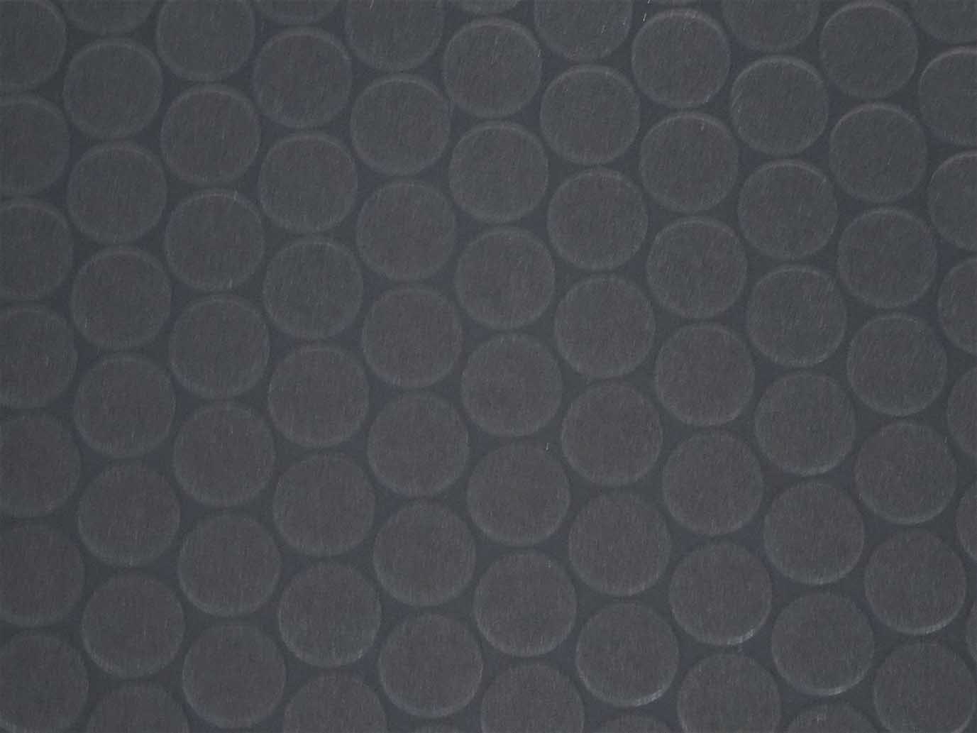 PVC mit schwarzen Punkten 1