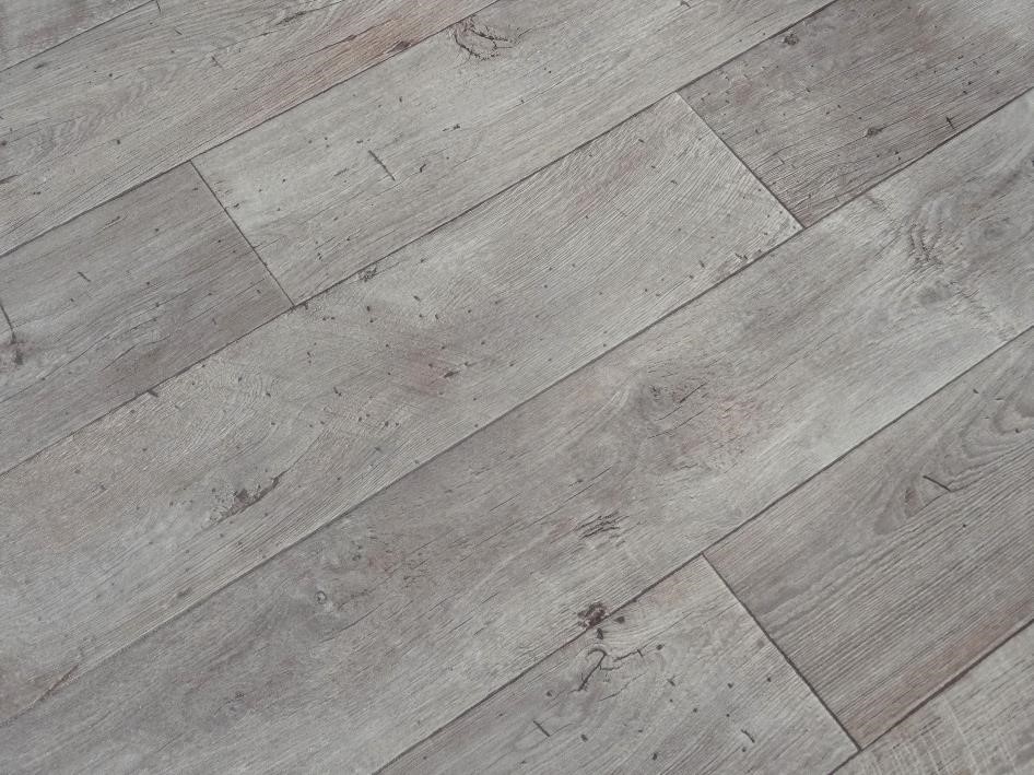 Holz-Optik nach robuster Landhaus-Art 3