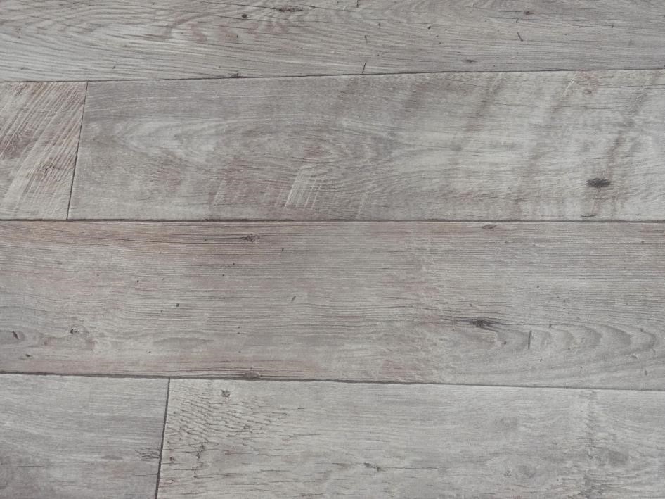 Holz-Optik nach robuster Landhaus-Art 2