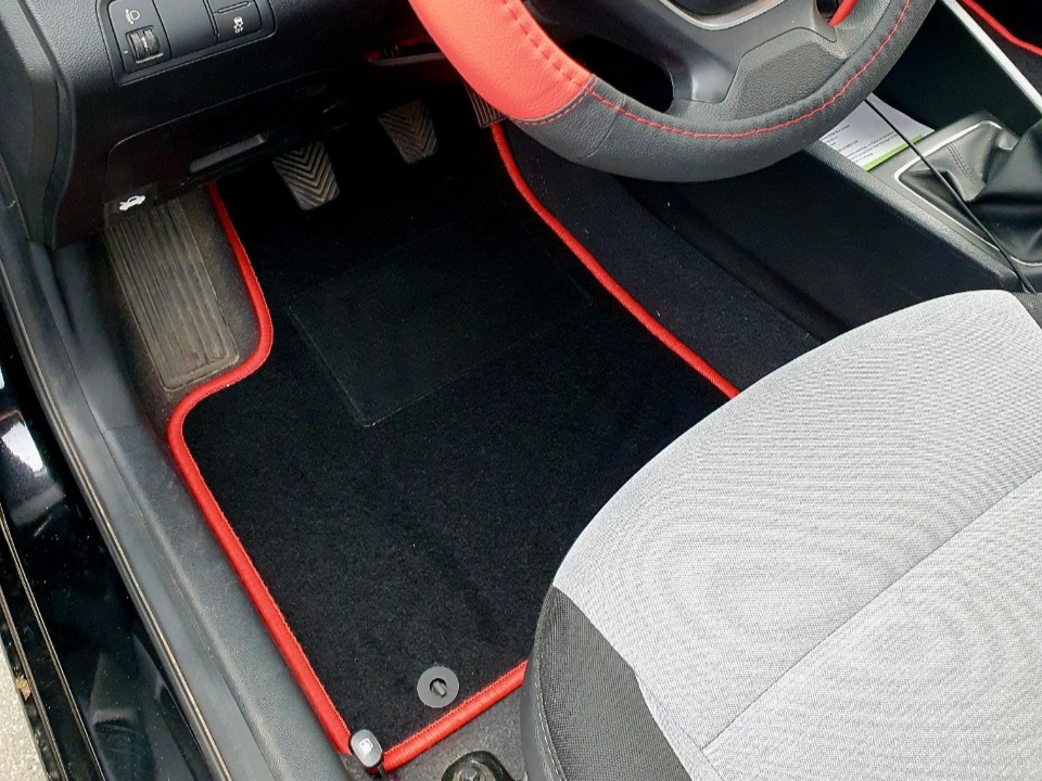 Fußmatten passend für Hyundai i20 Typ GB, IB (Baujahr 2014 - 2020)