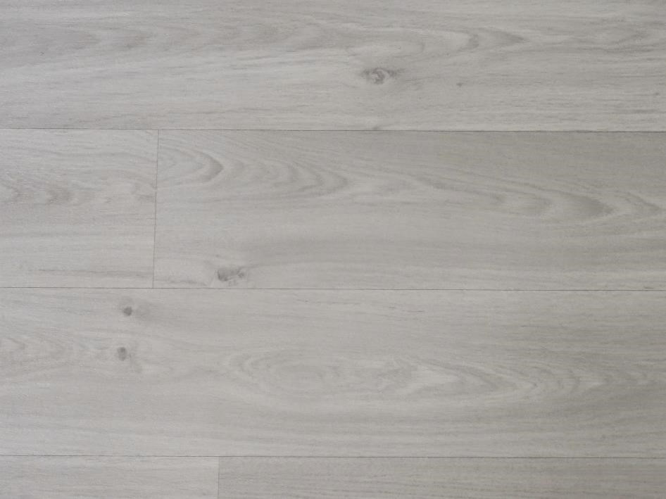 PVC in sanfter Holz-Optik 3