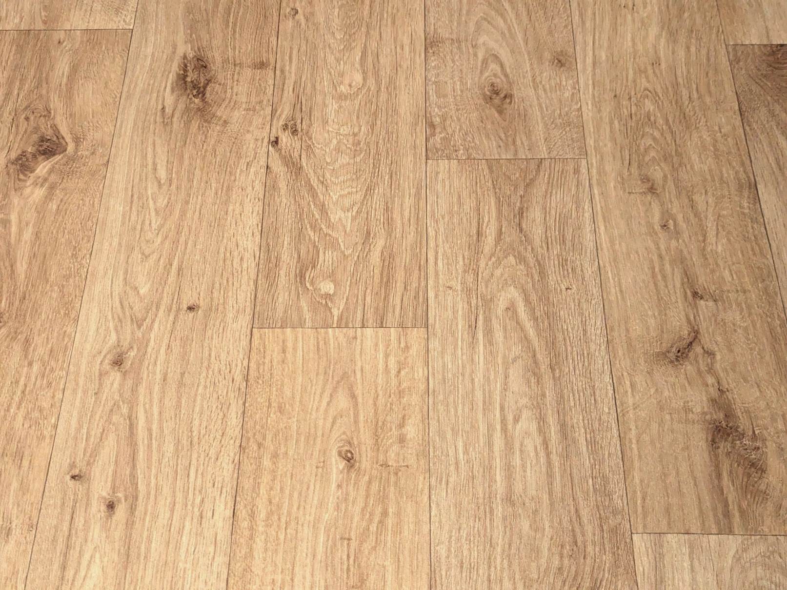 PVC Bodenbelag Vinylboden in realistischer Landhausdielen Art