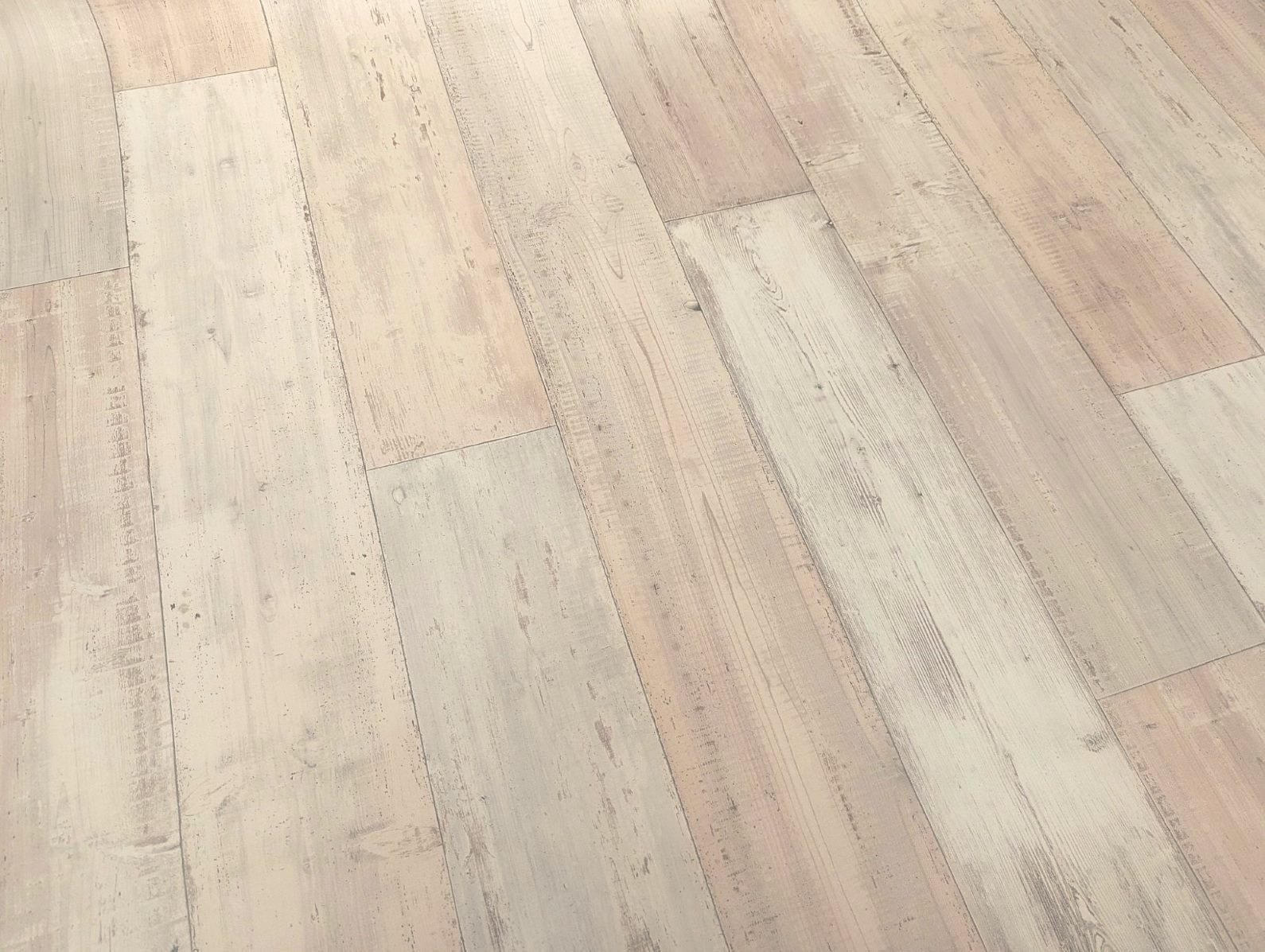 PVC Bodenbelag Vinylboden - helles Holzdesign in modernen Vintage Landhausdielen