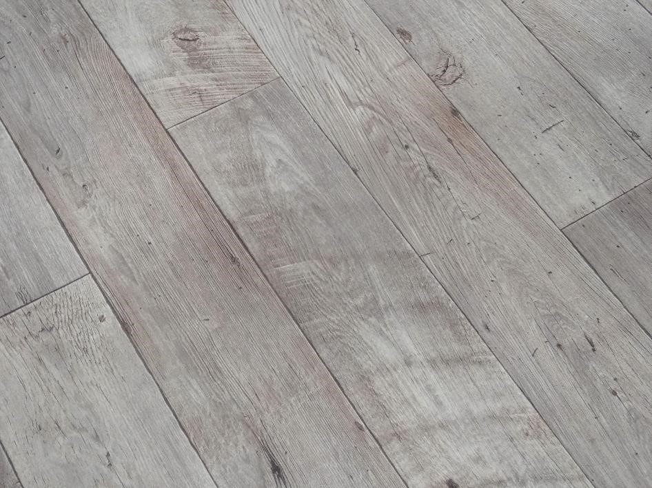 Holz-Optik nach robuster Landhaus-Art 1