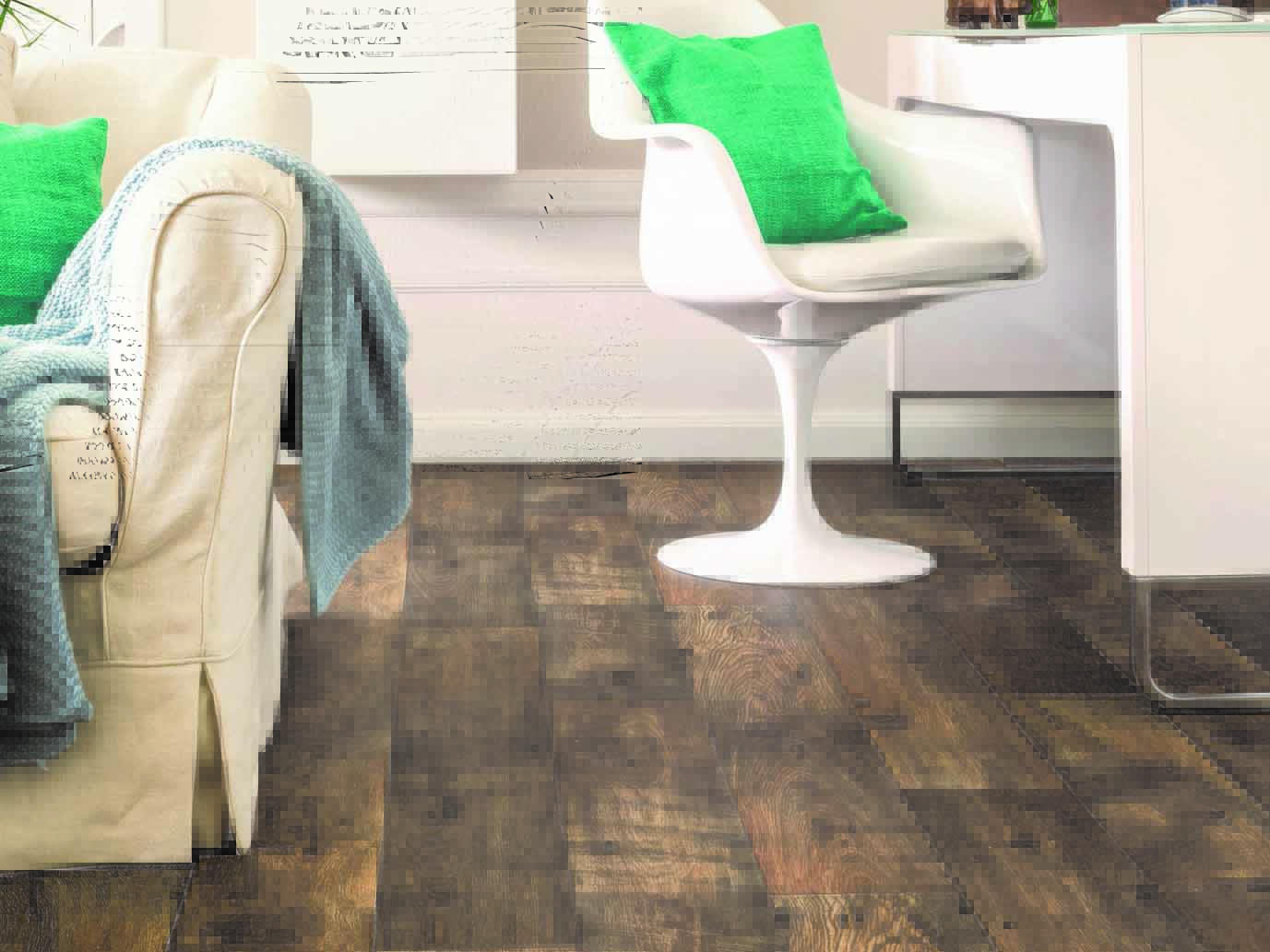 PVC-vloerbekleding in een grove landhuis look PVC in Holz-Optik nach grober Landhaus-Art 1