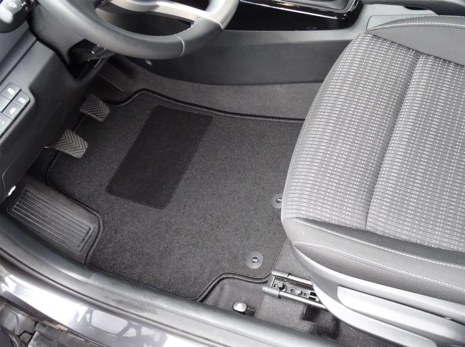 Image of car floor mats in the car
