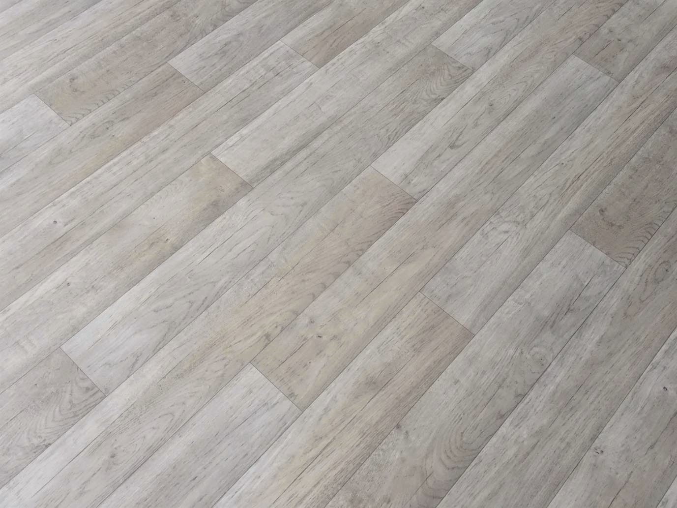 PVC in Holz-Optik in stilvollem Trend 1
