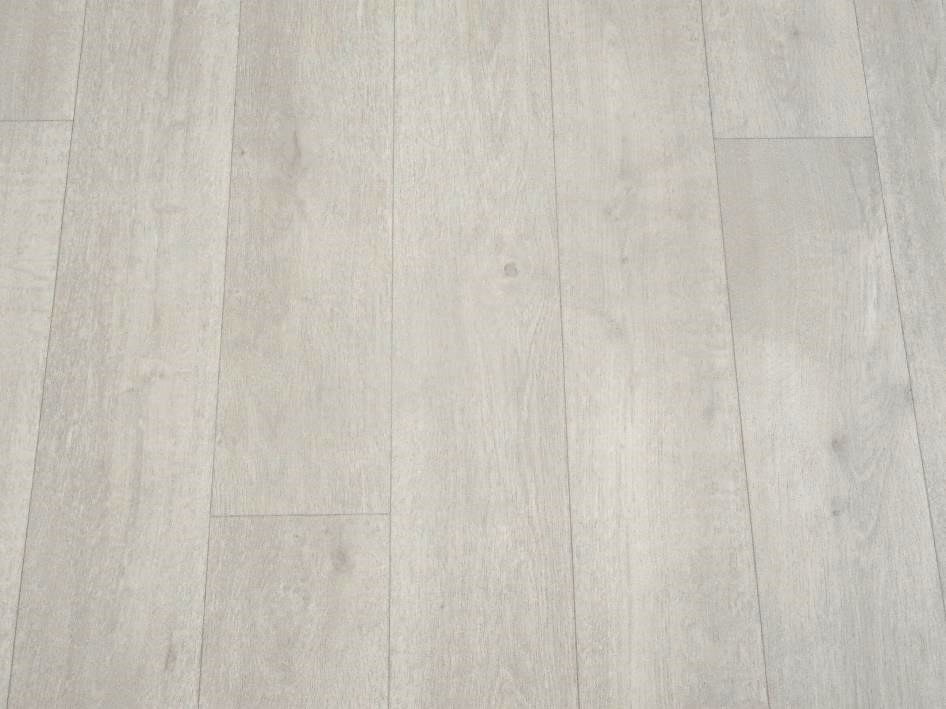 PVC in heller Holz-Optik 1