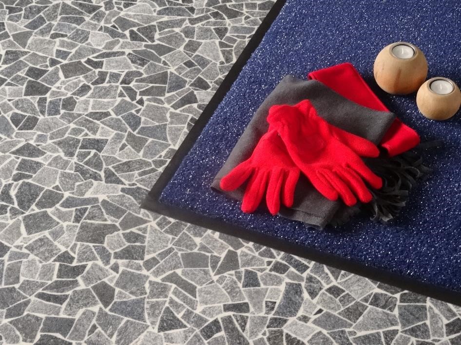 PVC-vloerbekleding in levendige natuursteen, donker PVC in lebhafter Naturstein-Optik 4