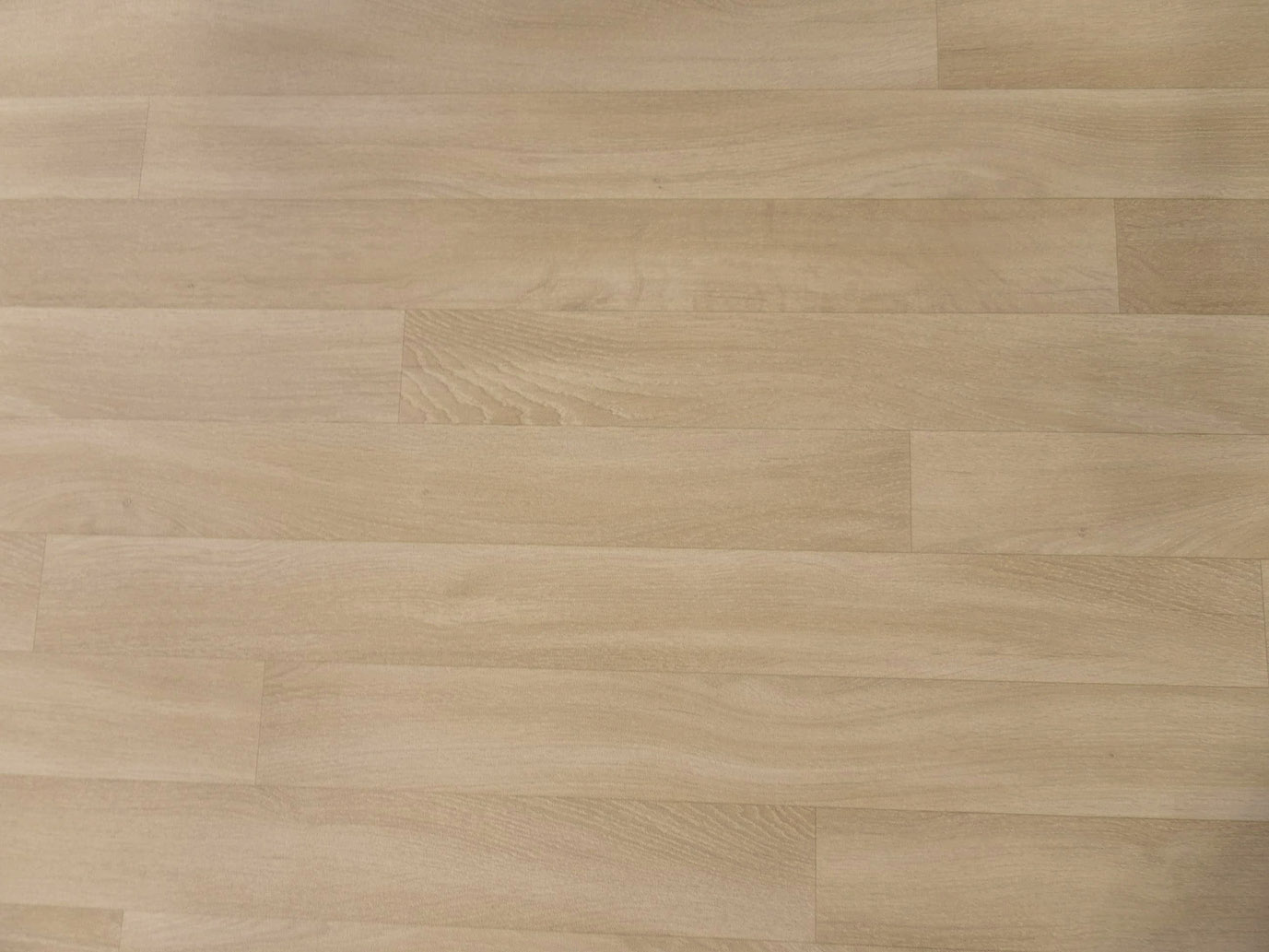 PVC in Eschenholz-Optik