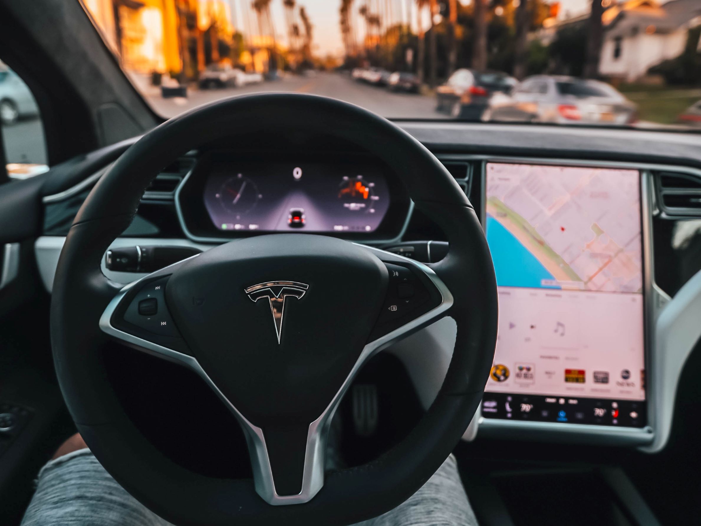 Tesla Autofußmatten  Autoteppich online bestellen