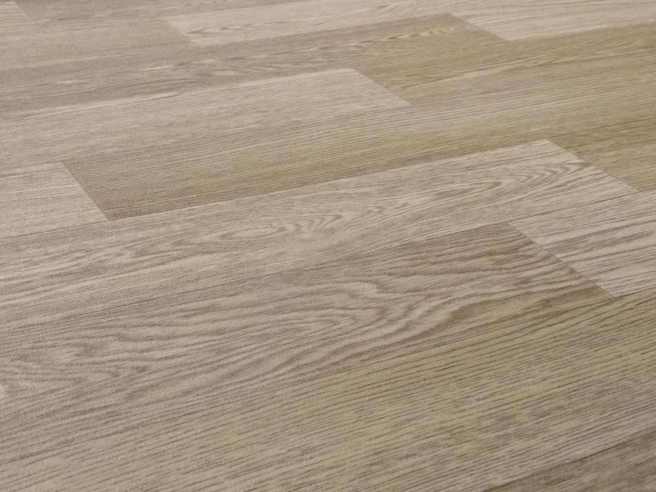 PVC Bodenbelag in natürlichem Holz Charme